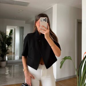 Short-Sleeve Croped Blazer - Image 3